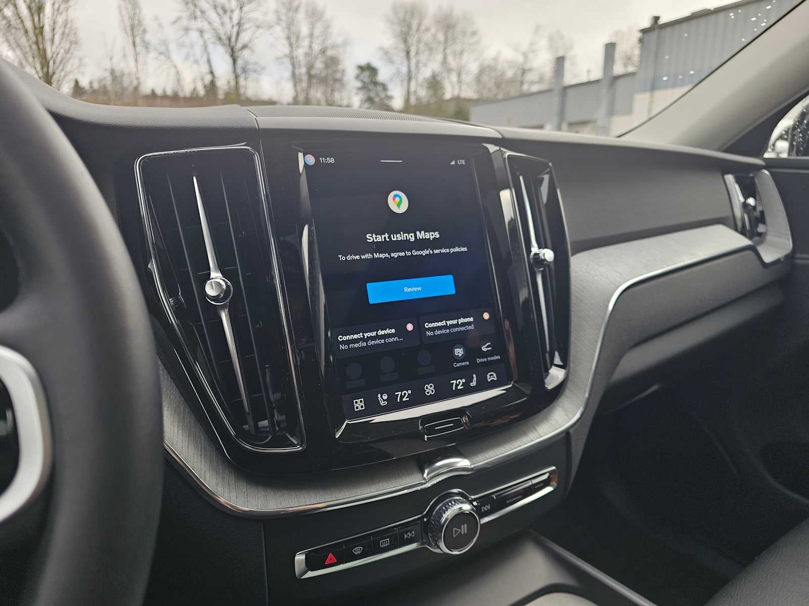 2025 Volvo XC60 Plus