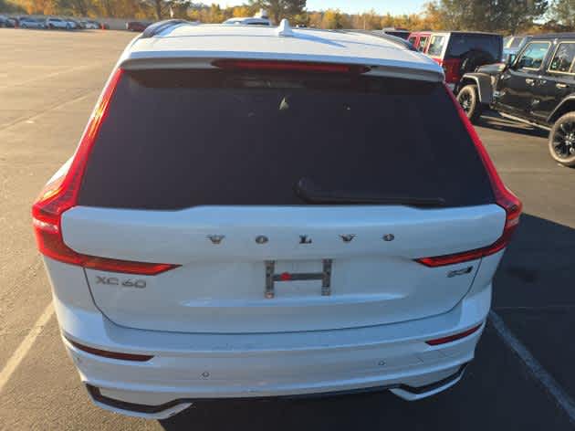 2025 Volvo XC60 Plus