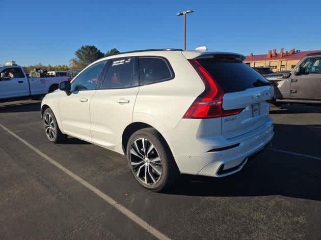 2025 Volvo XC60 Plus