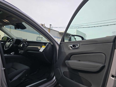 2026 Volvo XC60 Plus