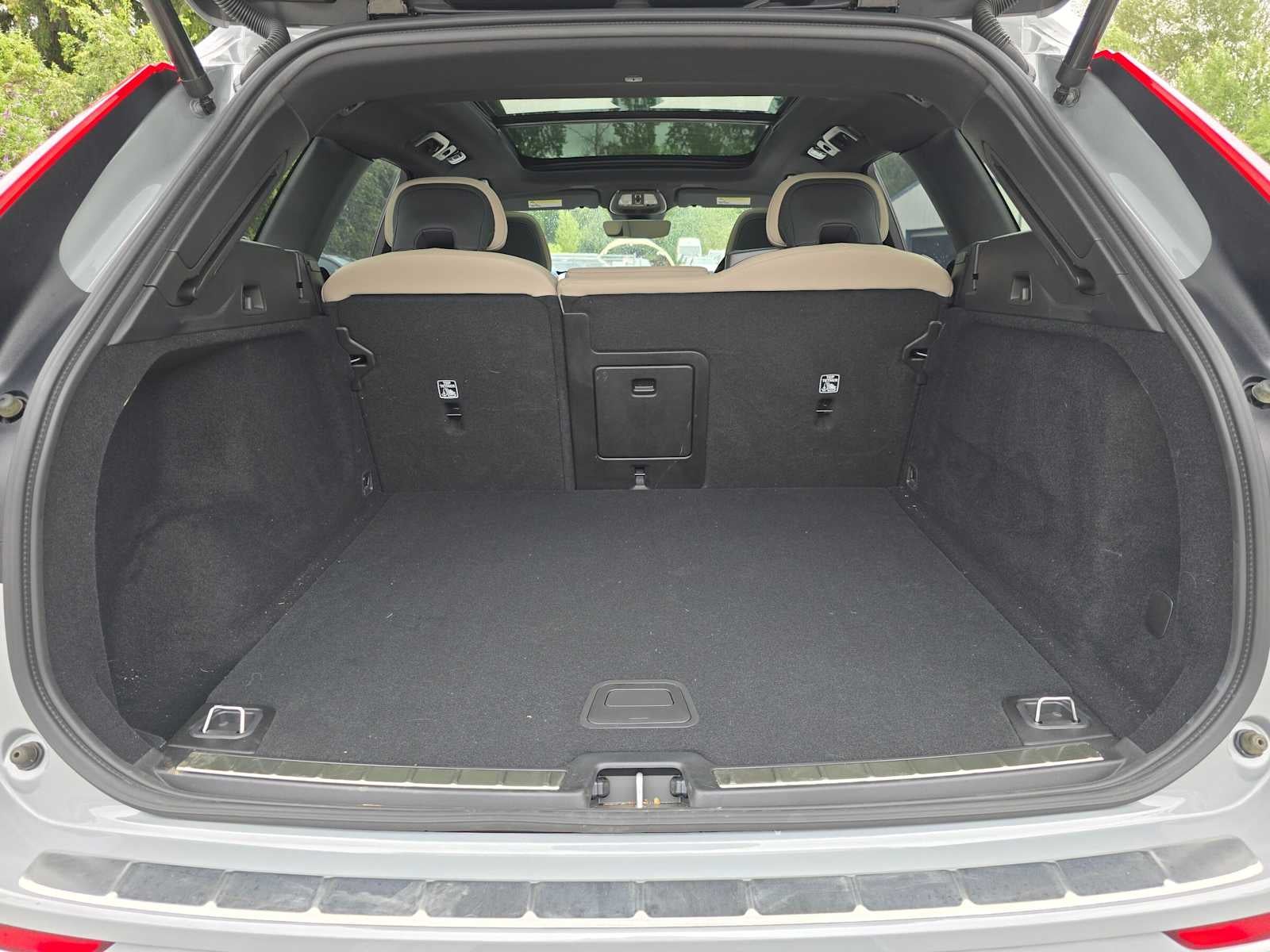 2026 Volvo XC60 Plus