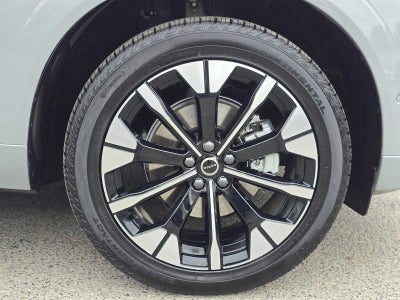 2026 Volvo XC60 Plus