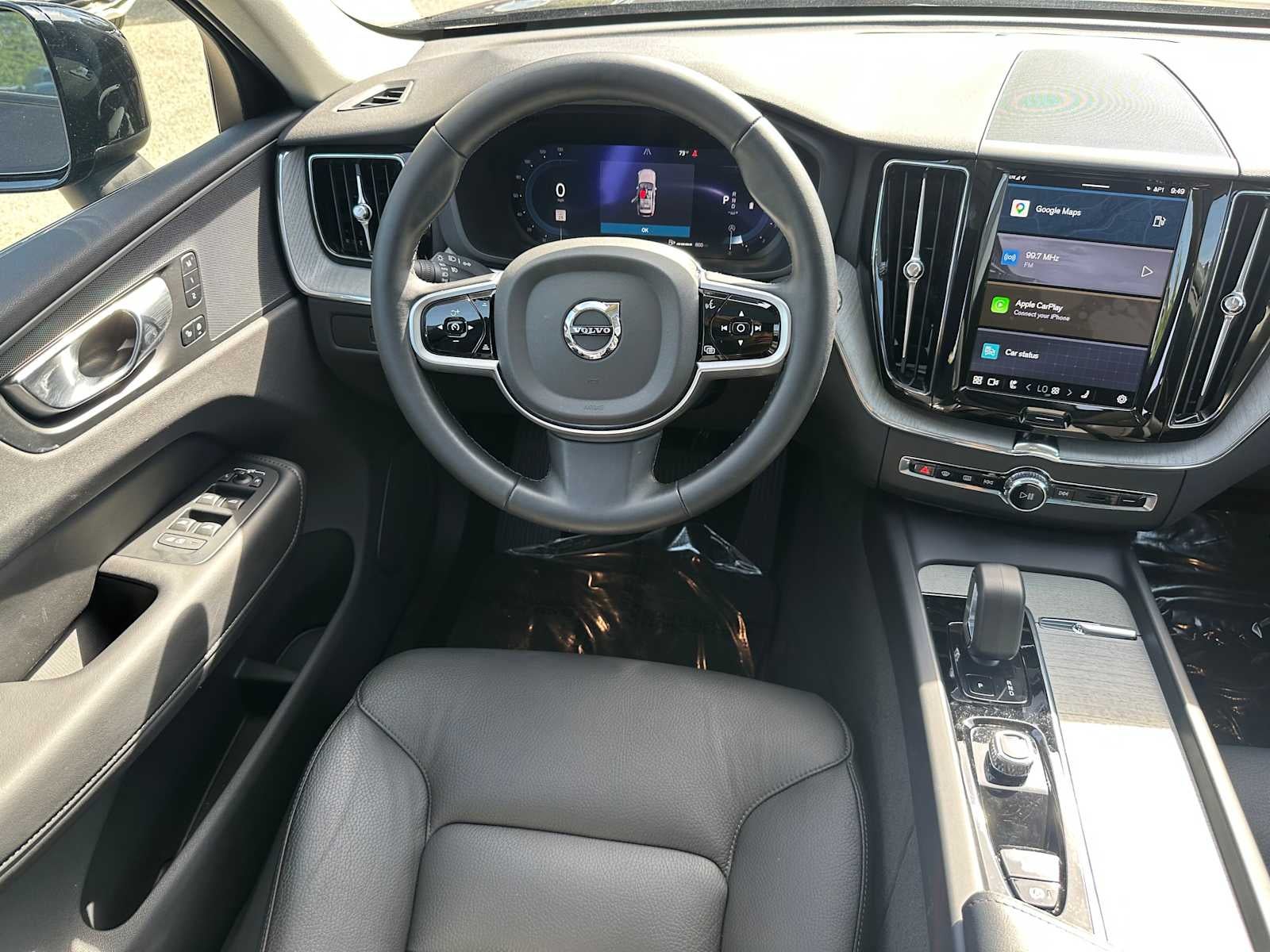 2025 Volvo XC60 Plus