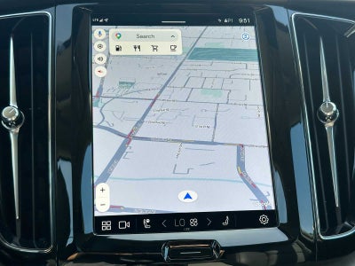 2025 Volvo XC60 Plus