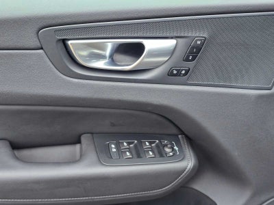 2025 Volvo XC60 Plus