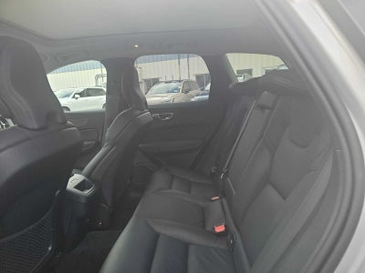 2025 Volvo XC60 Plus