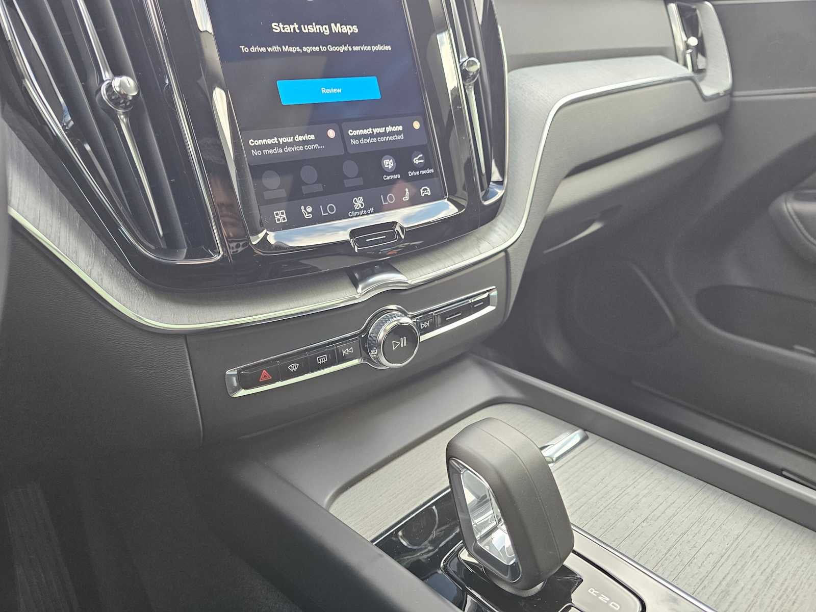 2025 Volvo XC60 Plus