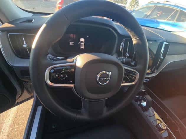 2025 Volvo XC60 Plus