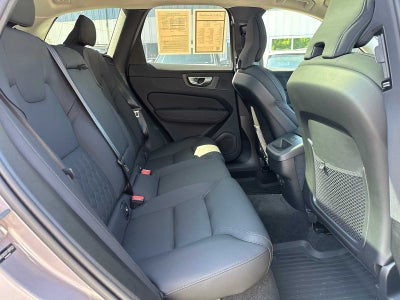 2026 Volvo XC60 Plus