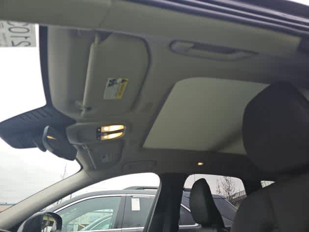 2025 Volvo XC60 Plus