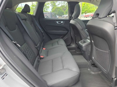 2026 Volvo XC60 Plus
