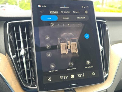 2026 Volvo XC60 Plus