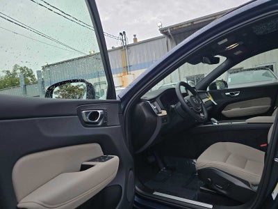 2026 Volvo XC60 Plus