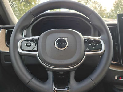 2026 Volvo XC60 Plus
