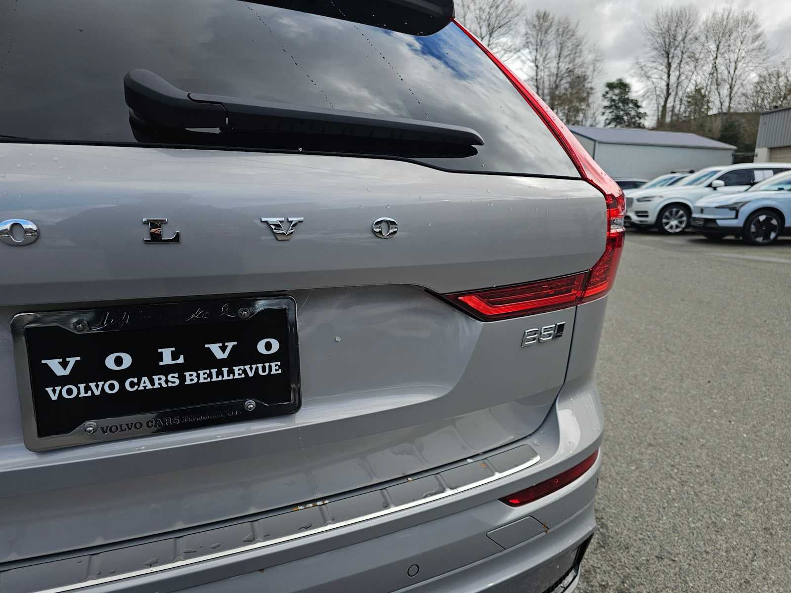 2025 Volvo XC60 Plus