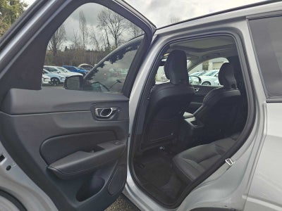 2025 Volvo XC60 Plus