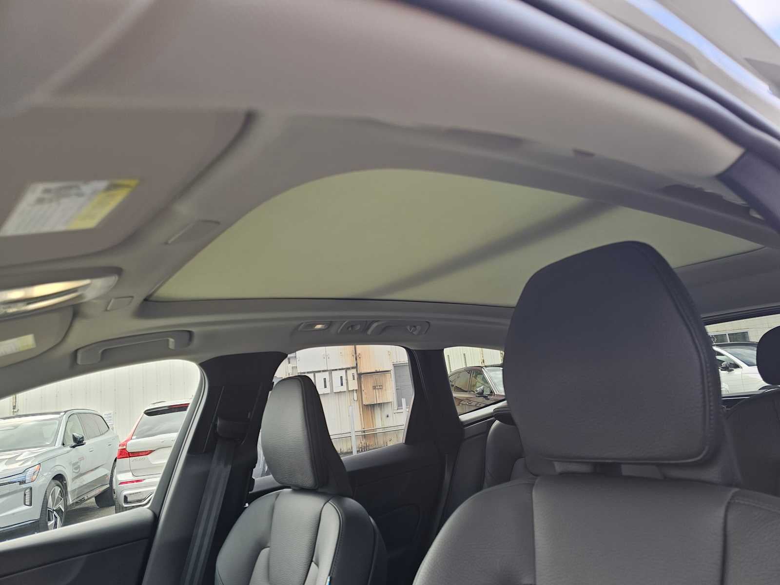 2025 Volvo XC60 Plus