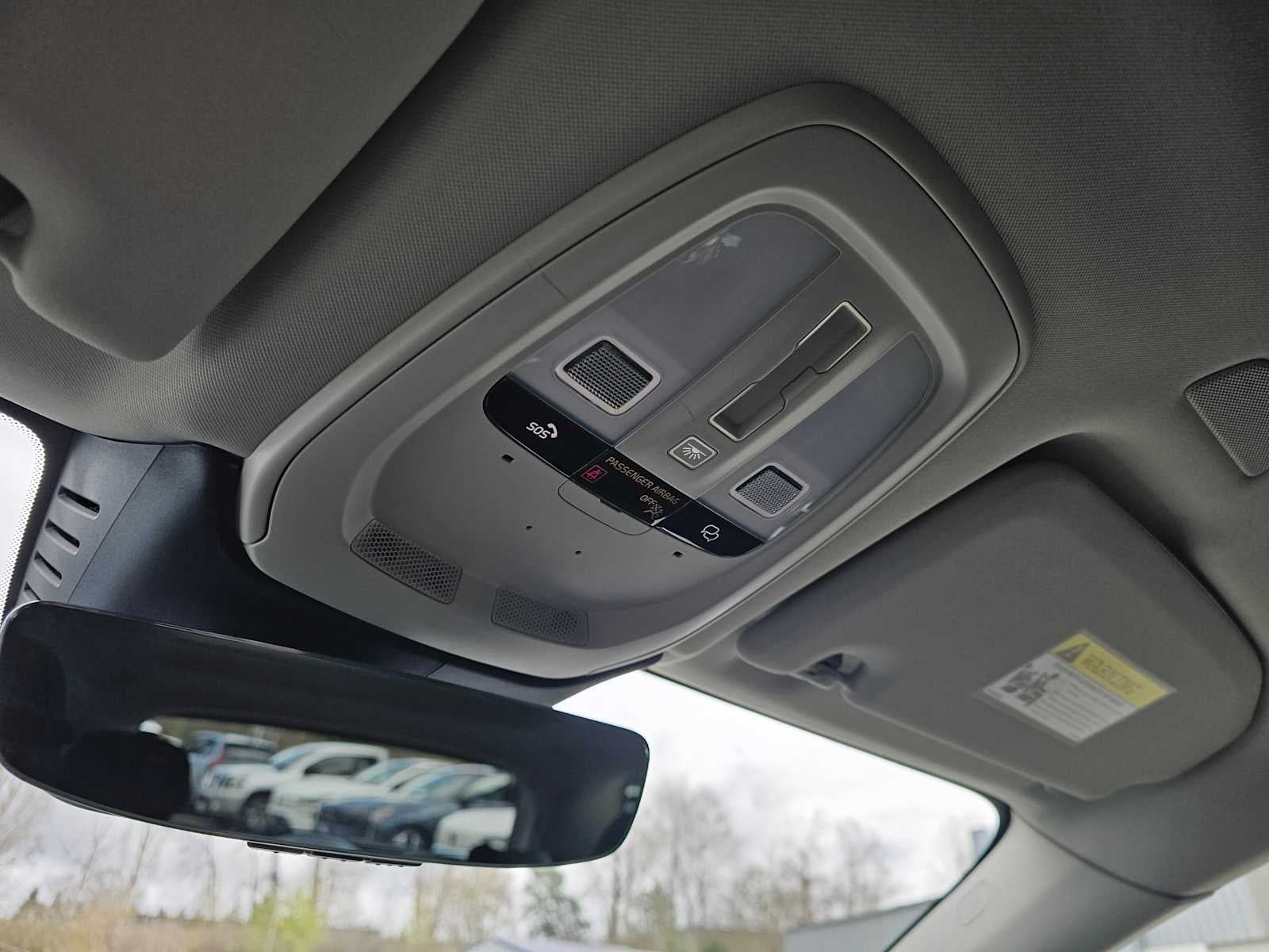 2025 Volvo XC60 Plus