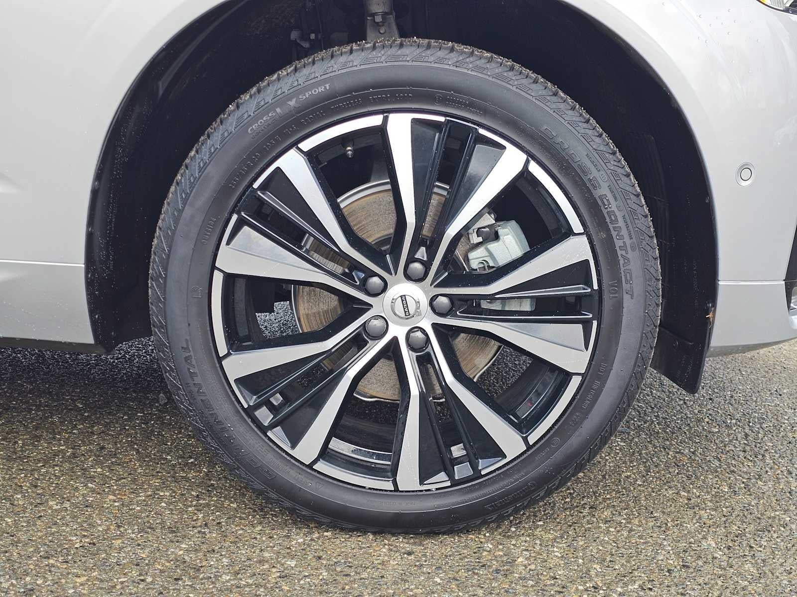 2025 Volvo XC60 Plus