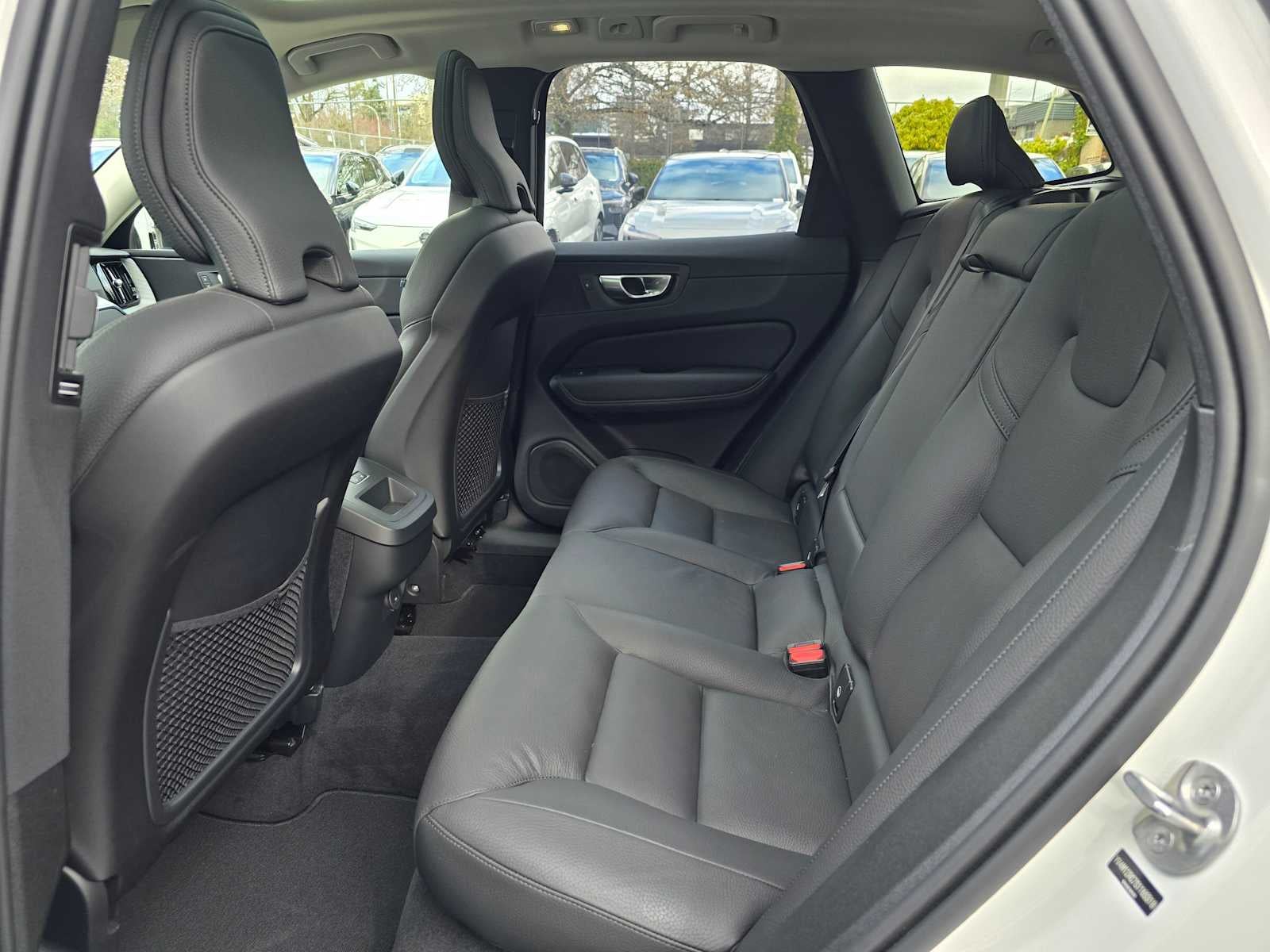 2025 Volvo XC60 Plus