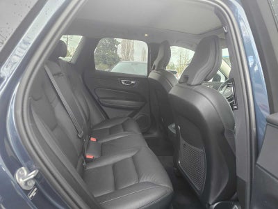 2025 Volvo XC60 Plus