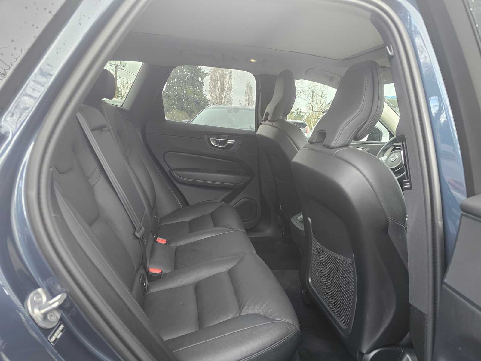 2025 Volvo XC60 Plus