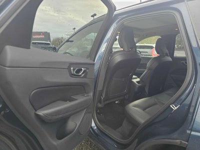 2025 Volvo XC60 Plus