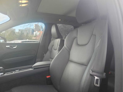 2025 Volvo XC60 Plus