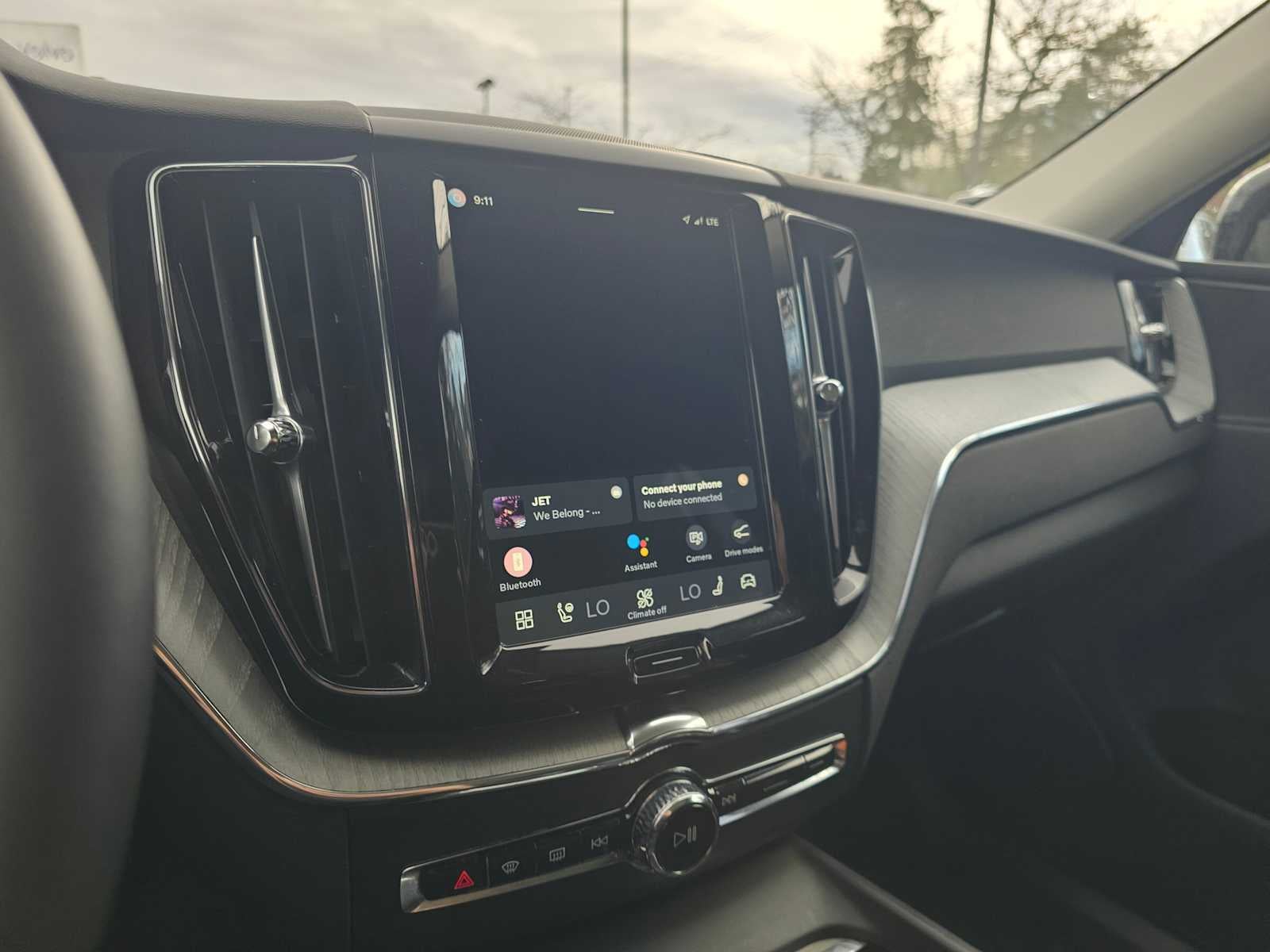 2025 Volvo XC60 Plus