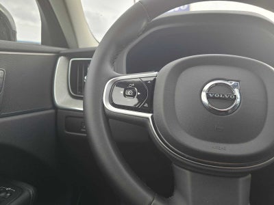 2025 Volvo XC60 Plus