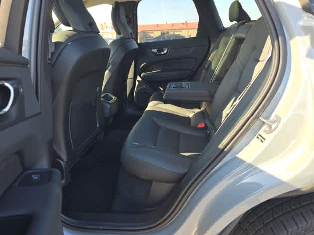 2025 Volvo XC60 Plus