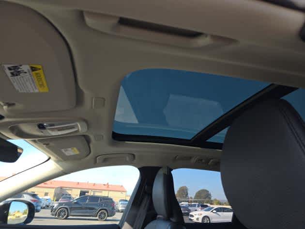 2025 Volvo XC60 Plus