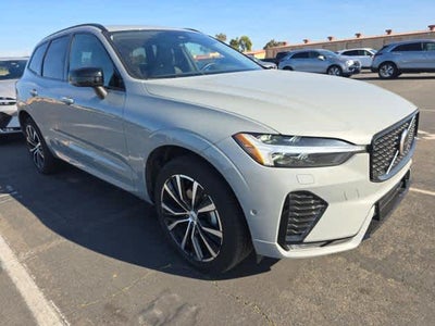 2025 Volvo XC60 Plus