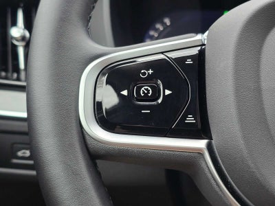 2025 Volvo XC60 Plus