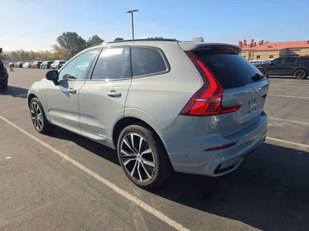2025 Volvo XC60 Plus