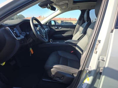 2025 Volvo XC60 Plus