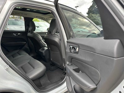 2025 Volvo XC60 Plus