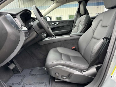 2025 Volvo XC60 Plus