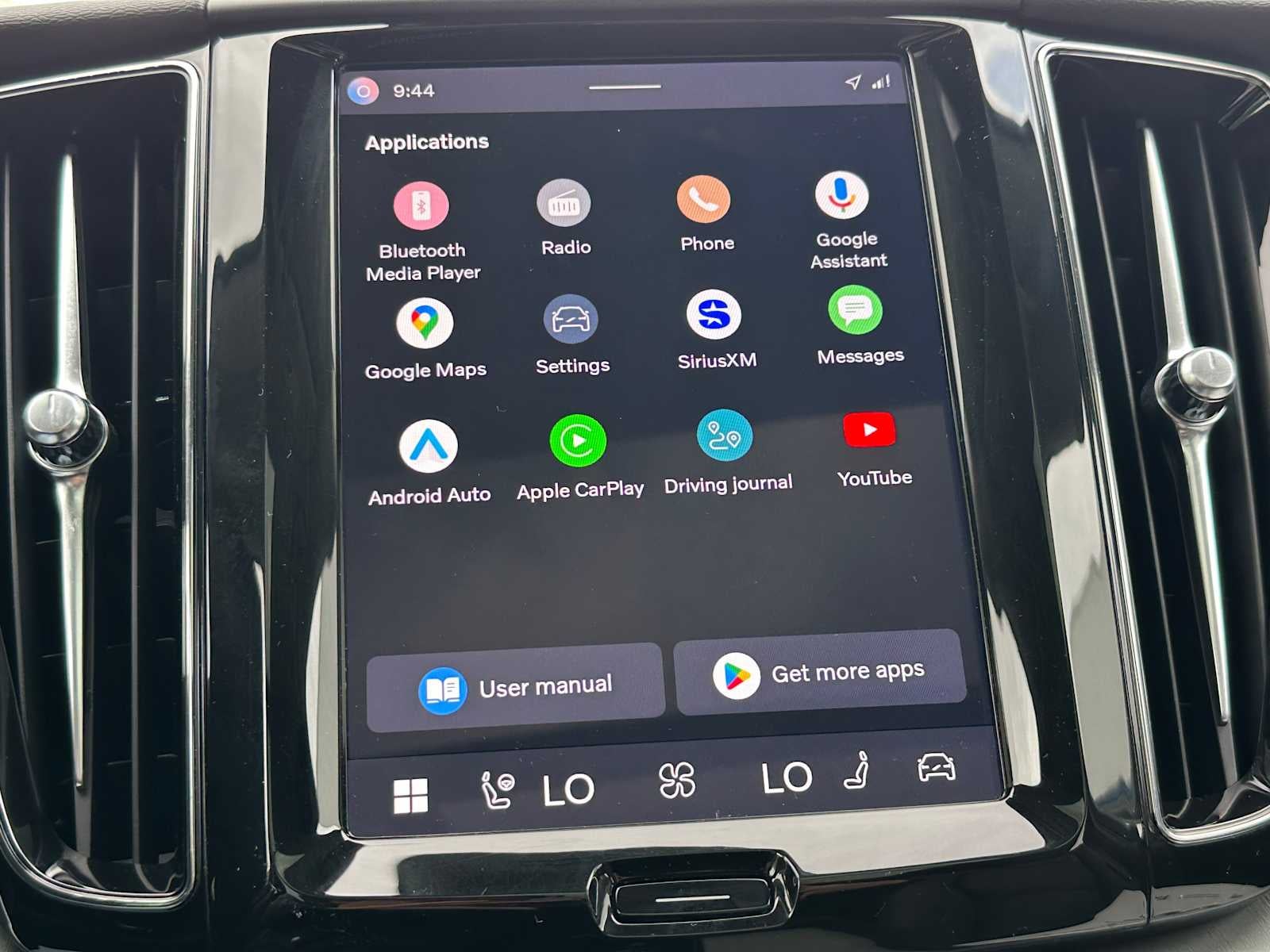 2025 Volvo XC60 Plus