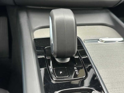 2025 Volvo XC60 Plus