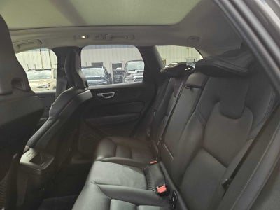 2025 Volvo XC60 Plus