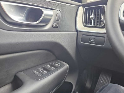 2025 Volvo XC60 Plus