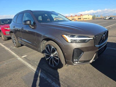 2025 Volvo XC60 Plus