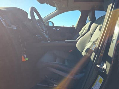 2025 Volvo XC60 Plus