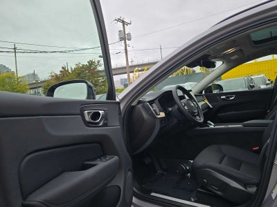 2026 Volvo XC60 Plus