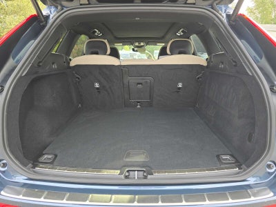 2026 Volvo XC60 Plus