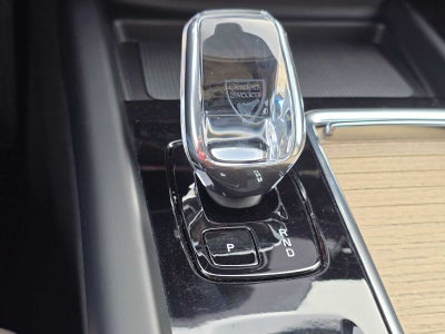 2026 Volvo XC60 Plus