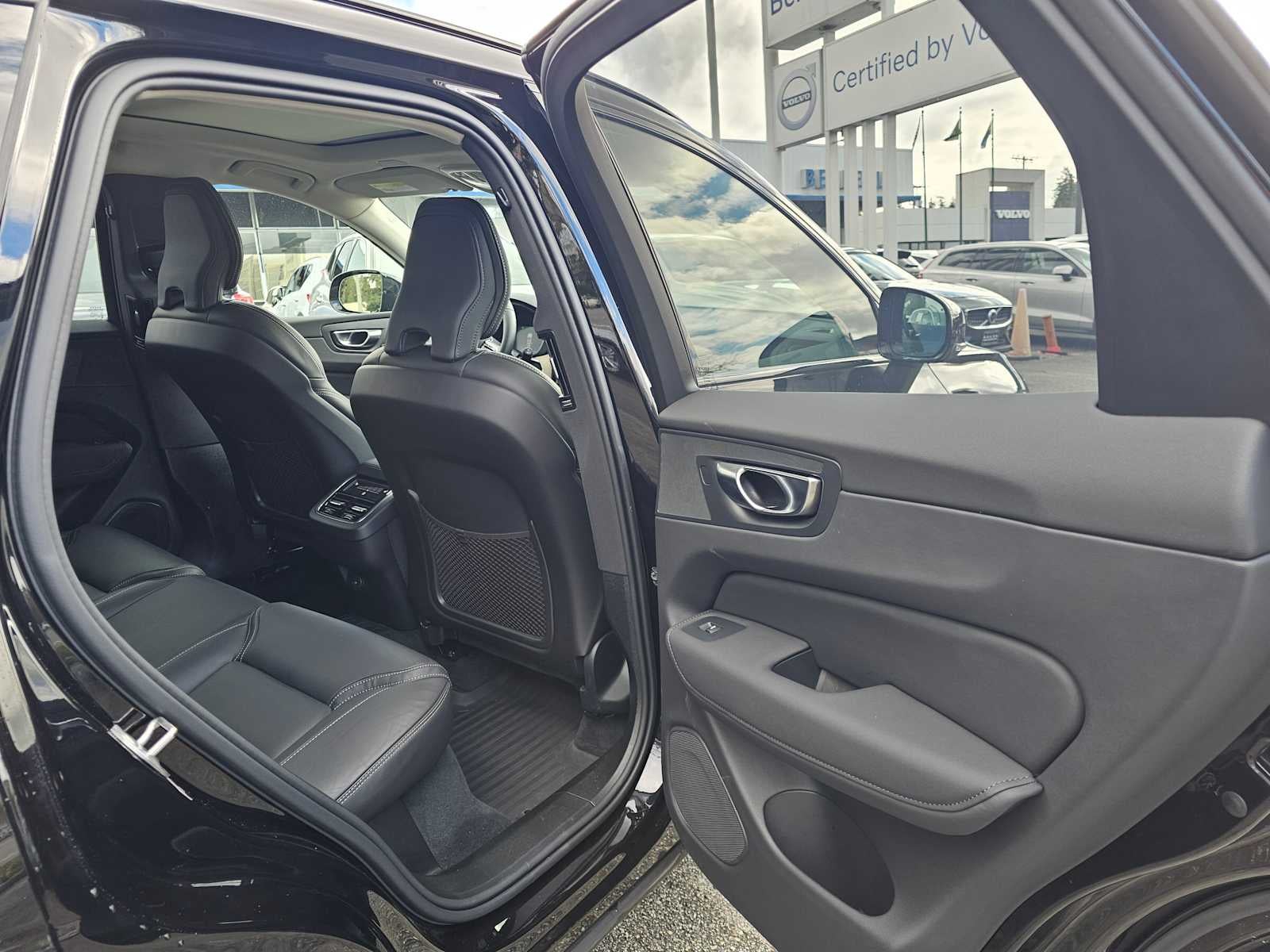 2026 Volvo XC60 Ultra