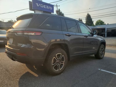 2022 Jeep Grand Cherokee Trailhawk