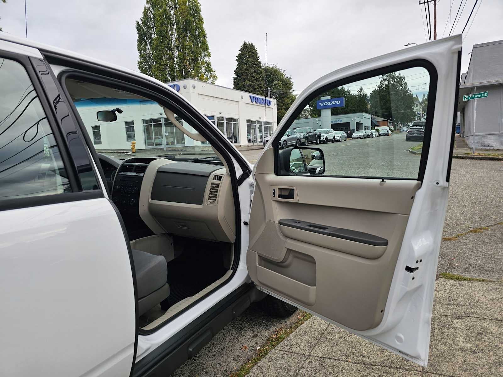 2011 Ford Escape XLS